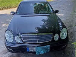 Schwarz Gebraucht 2003 Mercedes E200 Limousine | 2.900 € (Fairer Preis)