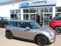 Silber Gebraucht 2019 Mini ONE Kleinwagen | 14.990 € (Fairer Preis)
