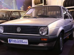 Grau Gebraucht 1989 VW Golf II Limousine | 4.990 €