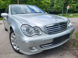 Silber Gebraucht 2005 Mercedes C200 Elegance Limousine | 4.390 € (Fairer Preis)