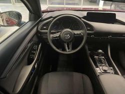 Soul red crystal m (metallic) Gebraucht 2024 Mazda 3 Center-Line Limousine | 26.500 € (Etwas zu teuer)