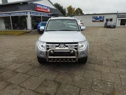 Silber Gebraucht 2008 Mitsubishi Pajero Intense SUV | 11.980 € (Guter Preis)