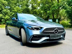 Grau Gebraucht 2022 Mercedes C300e AMG Kombi | 38.700 € (Fairer Preis)