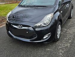 Schwarz Gebraucht 2011 Hyundai ix20 Kleinwagen | 5.990 € (Fairer Preis)