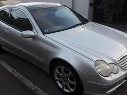 Silber Gebraucht 2001 Mercedes C230 Coupé | 4.800 €