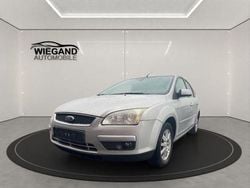 Silber Gebraucht 2007 Ford Focus Ghia Limousine | 1.800 € (Superpreis)