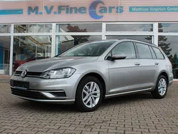 Silber Gebraucht 2019 VW Golf VII Comfortline Kombi | 16.900 € (Fairer Preis)