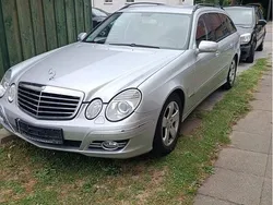 Silber Gebraucht 2009 Mercedes E220 Avantgarde Kombi | 7.649 € (Fairer Preis)