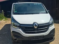 Weiß Gebraucht 2020 Renault Traffic Van / Kleinbus | 11.600 €