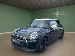 Grün Gebraucht 2022 Mini Cooper Resolute Edition Kleinwagen | 22.400 € (Etwas zu teuer)