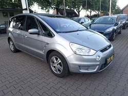 Silber Gebraucht 2009 Ford Galaxy Trend Van / Kleinbus | 4.950 € (Fairer Preis)