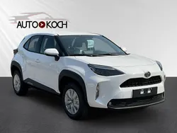 Weiß Neu 2025 Toyota Yaris Cross Comfort SUV | 26.340 €