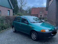 Grün Gebraucht 1998 Fiat Punto S Kleinwagen | 450 €