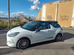 Weiß Gebraucht 2013 Citroën DS3 Cabriolet Cabrio | 9.690 €
