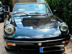 Schwarz Gebraucht 1992 Alfa Romeo Spider Cabrio | 16.900 €