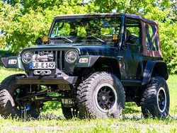 Grün Gebraucht 1998 Jeep Wrangler Sahara SUV | 36.999 €