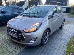 Beige Gebraucht 2016 Hyundai ix20 Trend Kleinwagen | 8.290 € (Superpreis)