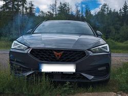 Grau Gebraucht 2022 Cupra Leon VZ Kombi | 33.990 € (Teuer)