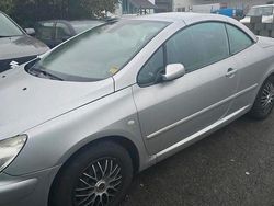Silber Gebraucht 2007 Peugeot 307 CC Cabrio | 2.990 €