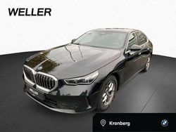 Saphirschwarz (schwarz) Gebraucht 2024 BMW 520 Comfort Edition Limousine | 44.900 € (Superpreis)