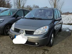 Beige Gebraucht 2003 Renault Scénic Van / Kleinbus | 4.199 € (Etwas zu teuer)