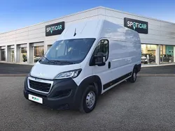 Weiß Gebraucht 2024 Peugeot Boxer Premium Van | 24.980 €