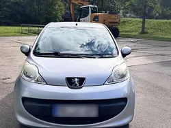 Silber Gebraucht 2006 Peugeot 107 Filou Kleinwagen | 1.450 € (Etwas zu teuer)