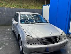 Silber Gebraucht 2003 Mercedes C200 Avantgarde Kombi | 2.900 € (Guter Preis)