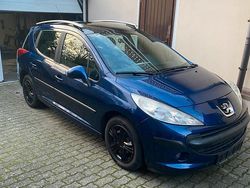 Blau Gebraucht 2008 Peugeot 207 Kombi | 2.500 € (Etwas zu teuer)