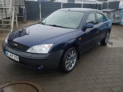 Blau Gebraucht 2001 Ford Mondeo Ghia Limousine | 1.700 € (Fairer Preis)