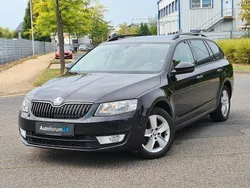 Schwarz Gebraucht 2015 Skoda Octavia Ambition Kombi | 8.499 € (Guter Preis)