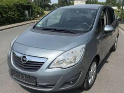 Grau Gebraucht 2011 Opel Meriva Van / Kleinbus | 2.500 € (Superpreis)
