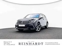 Deep black perleffekt Gebraucht 2023 VW Tiguan Allspace R-line SUV | 42.605 € (Etwas zu teuer)