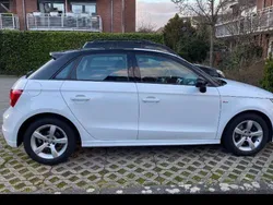 Weiß Gebraucht 2014 Audi A1 Sportback Attraction Kleinwagen | 14.200 € (Fairer Preis)