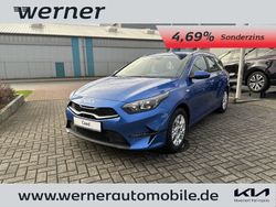 Blau Gebraucht 2024 Kia Ceed Sportswagon Comfort Kombi | 19.925 € (Superpreis)
