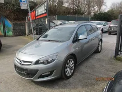 Silber Gebraucht 2013 Opel Astra Active Kombi | 6.999 € (Teuer)