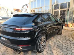 Schwarz Gebraucht 2019 Porsche Cayenne SUV | 77.777 €