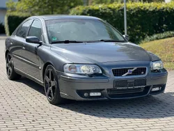 Grau Gebraucht 2003 Volvo S60 Limousine | 5.900 €