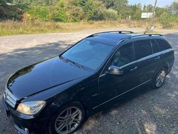 Obsidianschwarz metalliclack Gebraucht 2008 Mercedes C320 AMG line Kombi | 5.555 € (Fairer Preis)