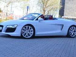 Grau Gebraucht 2012 Audi R8 Coupé Sport Coupé | 69.880 € (Fairer Preis)
