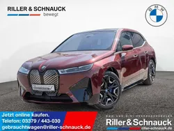 Rot Gebraucht 2021 BMW iX Sport Line SUV | 39.900 € (Fairer Preis)