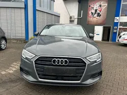 Grau Gebraucht 2018 Audi A3 Limousine | 18.400 € (Fairer Preis)