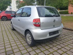 Silber Gebraucht 2010 VW Fox Kleinwagen | 1.950 € (Fairer Preis)