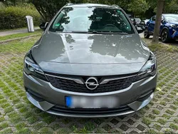 Grau Gebraucht 2021 Opel Astra Edition Kombi | 11.750 € (Superpreis)
