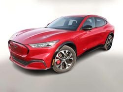 Lucidrot metallic Neu 2025 Ford Mustang Mach-E Premium SUV | 44.473 € (Superpreis)