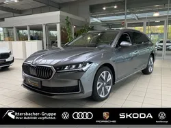 (graphite grau metallic) Gebraucht 2024 Skoda Superb Selection Kombi | 41.490 €