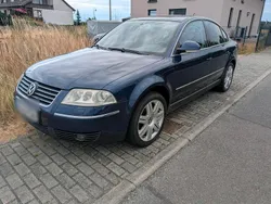 Blau Gebraucht 2005 VW Passat Limousine | 1.750 € (Superpreis)