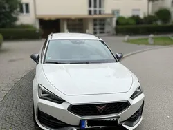 Weiß Gebraucht 2021 Cupra Leon Kombi | 22.900 € (Guter Preis)