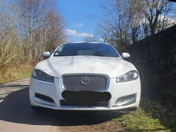 Weiß Gebraucht 2015 Jaguar XF Limousine | 13.750 € (Teuer)