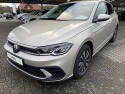 Ivory silver Gebraucht 2024 VW Polo Move Limousine | 21.500 € (Fairer Preis)